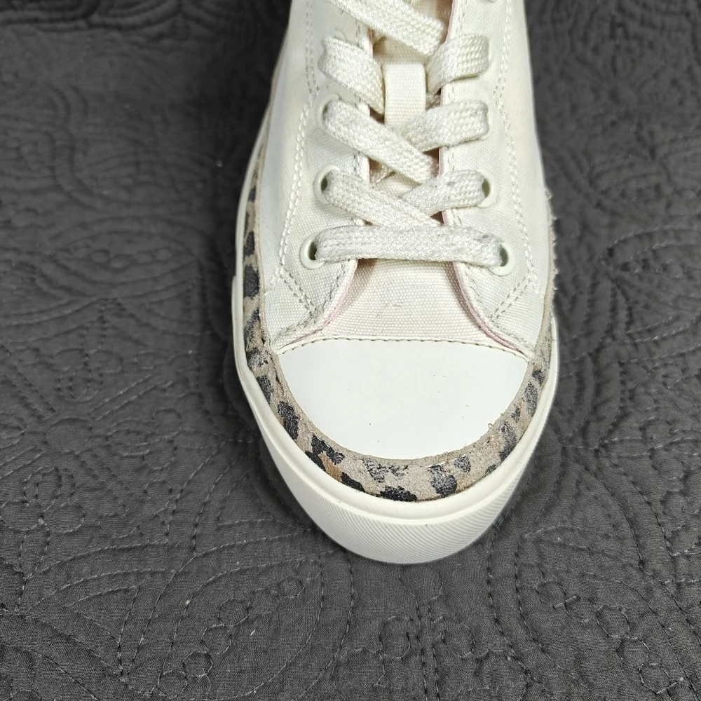 Kate Spade New York Women's Kaia Leopard Print Trim Platform Sneakers Canvas 7B